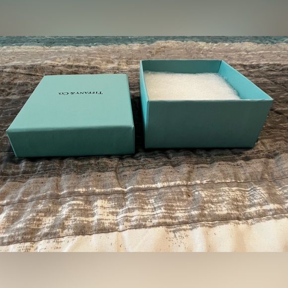 Tiffany’s Box - Picture 11 of 16